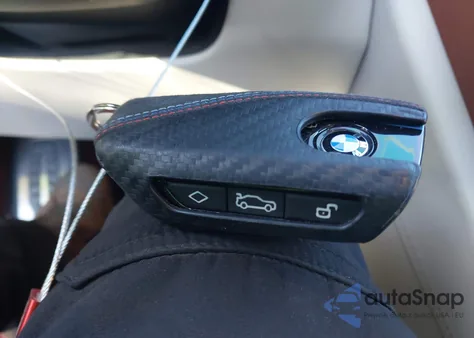 2020 BMW M8 Competition z USA, uszkodzony, nr VIN WBSAE0C07LBM08367